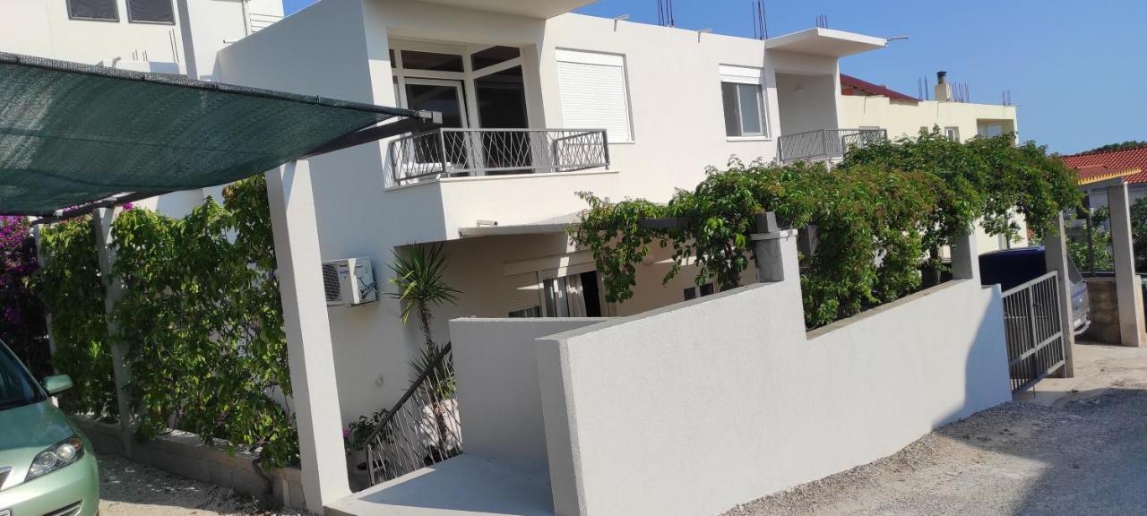 חוואר Apartment Lantana Hvar מראה חיצוני תמונה