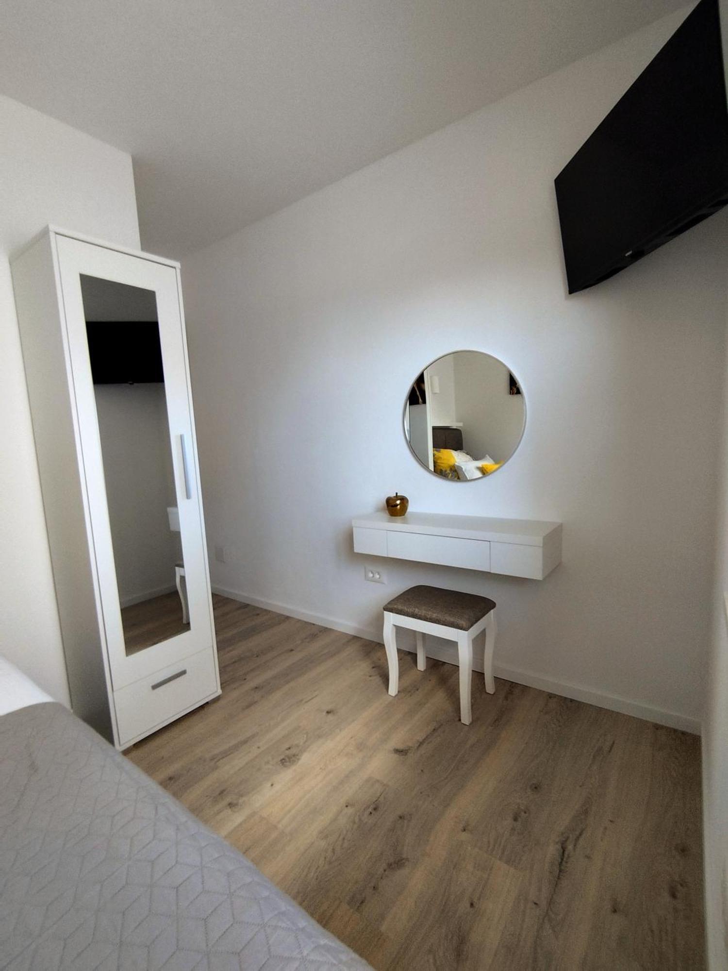 חוואר Apartment Lantana Hvar מראה חיצוני תמונה